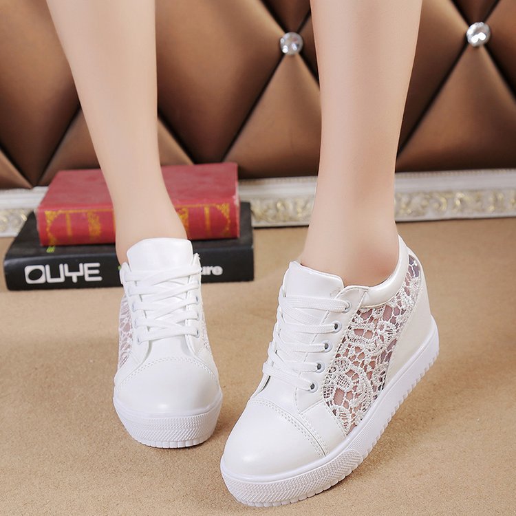 Damen Wedge-Sneaker mit modischem Spitzen-Detail und lässigem Metallic-Finish Drune