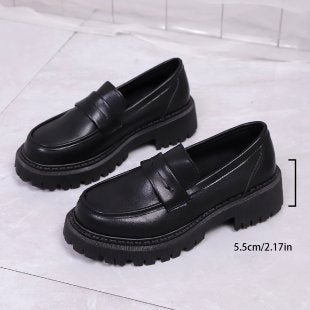 Damen klobige Loafer mit grober Profilsohle und Plateauabsatz Drune