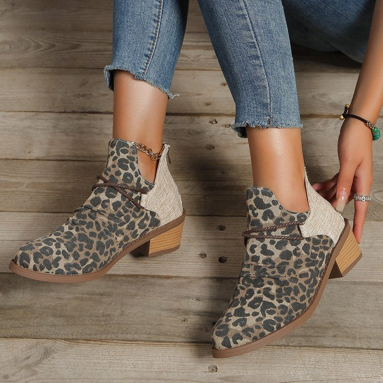 Damen Kurzstiefelette mit Leoparden-Print, Canvas-Obermaterial, dekorativem Flechtriemen und niedrigem Blockabsatz Drune