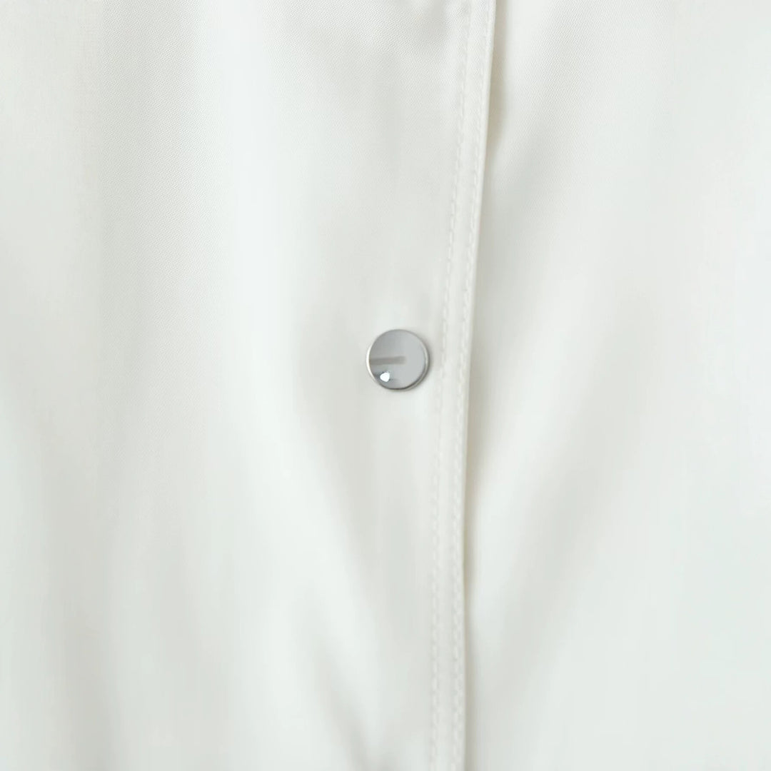 Damen Cropped Windbreaker‑Jacke mit hohem Funnelkragen, Druckknopffront und abnehmbaren Schulterklappen Drune