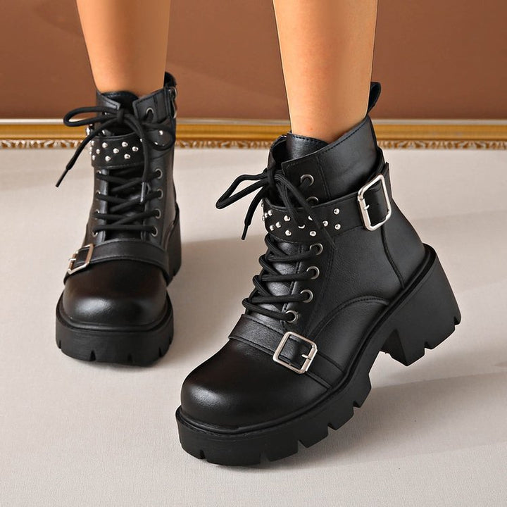 Damen nan robuste Schnür-Bikerboots mit Ziernietriemen, seitlichem Reißverschluss und profilierter Plateausohle Drune