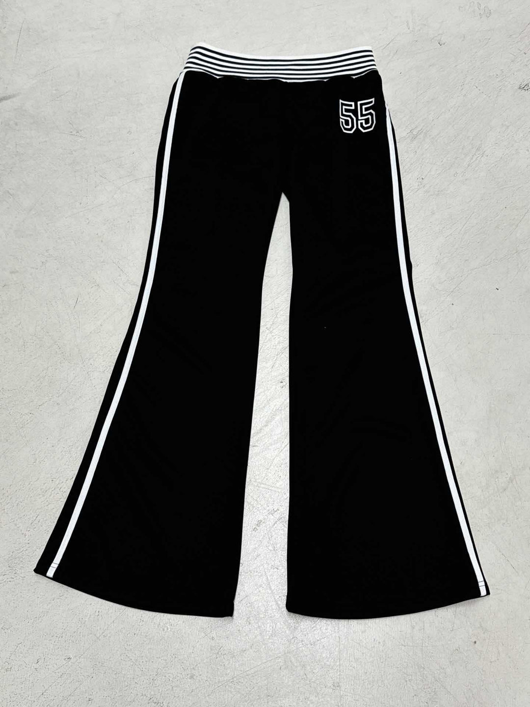 Damen Flared Jogginghose mit seitlichen Streifen Drune
