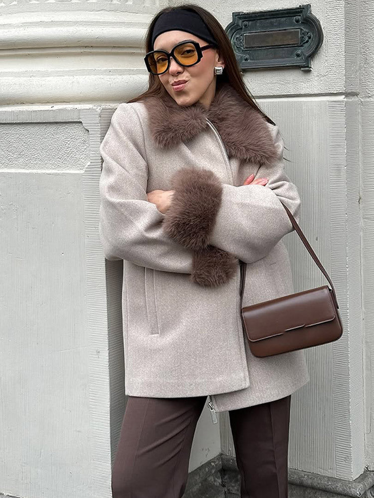 Damen Woolrich Jacke mit glamourösem Pelzbesatz Drune