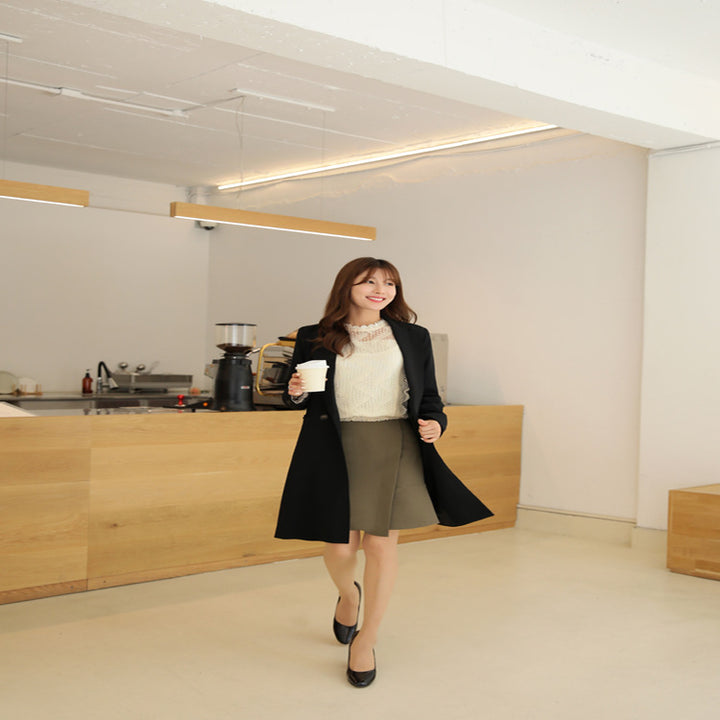 Damen Knieumspielender Einreihiger Wollmix-Longmantel im minimalistischen Tailoring Drune