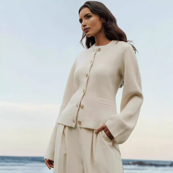 Damen elegante Strickjacke mit Knopfdetails und praktischen Taschen Drune