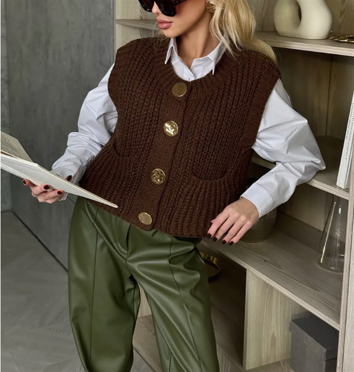 Damen grobgestrickte Woll-Boxy-Weste mit Zierknöpfen und Eingrifftaschen Drune