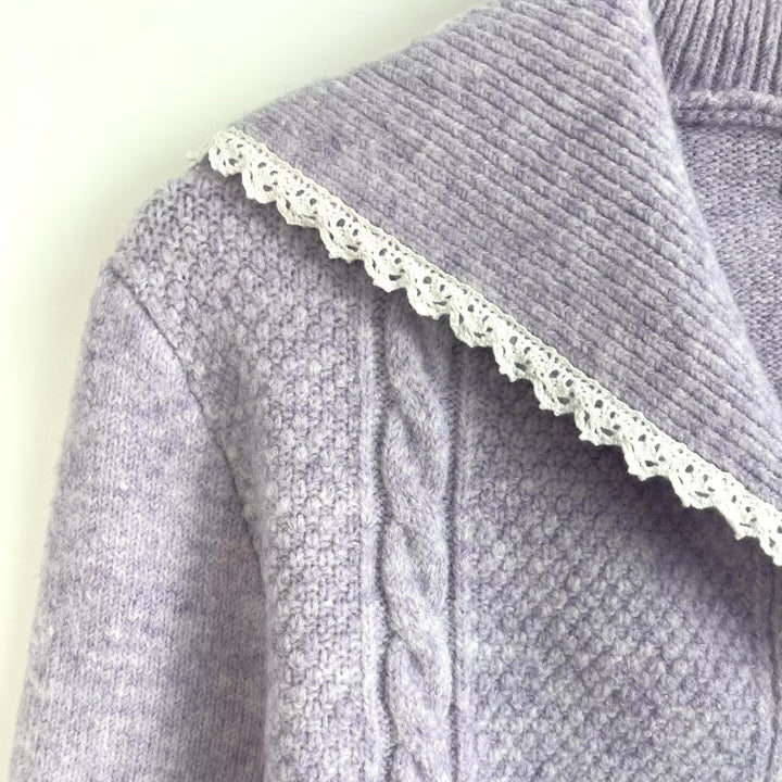 Damen Strickjacke mit romantischen Häkelbesätzen und klassischem Styling Drune