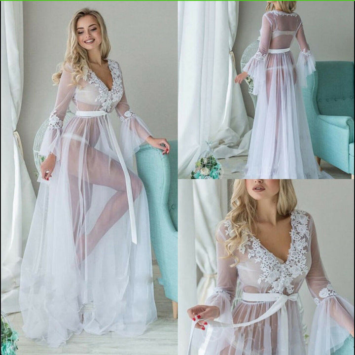 Damen Transparentes Abendkleid mit zierlichen Spitzenapplikationen und schwingendem Tüllsaum Drune