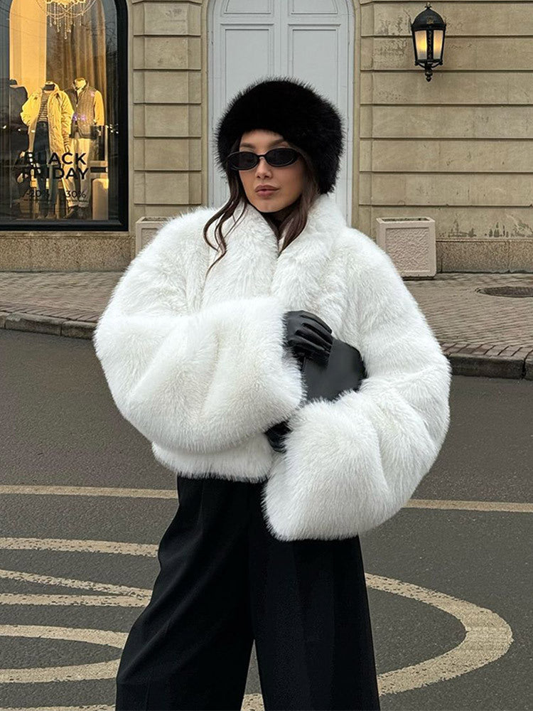 Damen Kurze kuschelige Faux‑Fur‑Bomberjacke mit voluminösem Schalkragen und kastiger Silhouette Drune