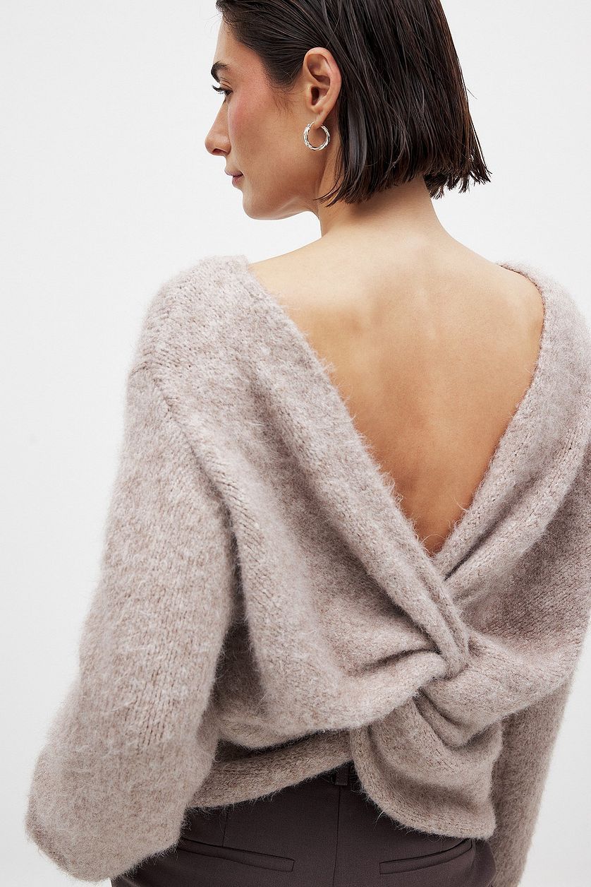 Damen modischer Pullover mit raffinierter Rückenschnürung Drune