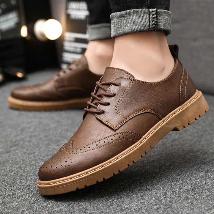 Herren Schnürschuhe mit klassischer Brogue-Zehenpartie und modischem Farbkontrast Drune