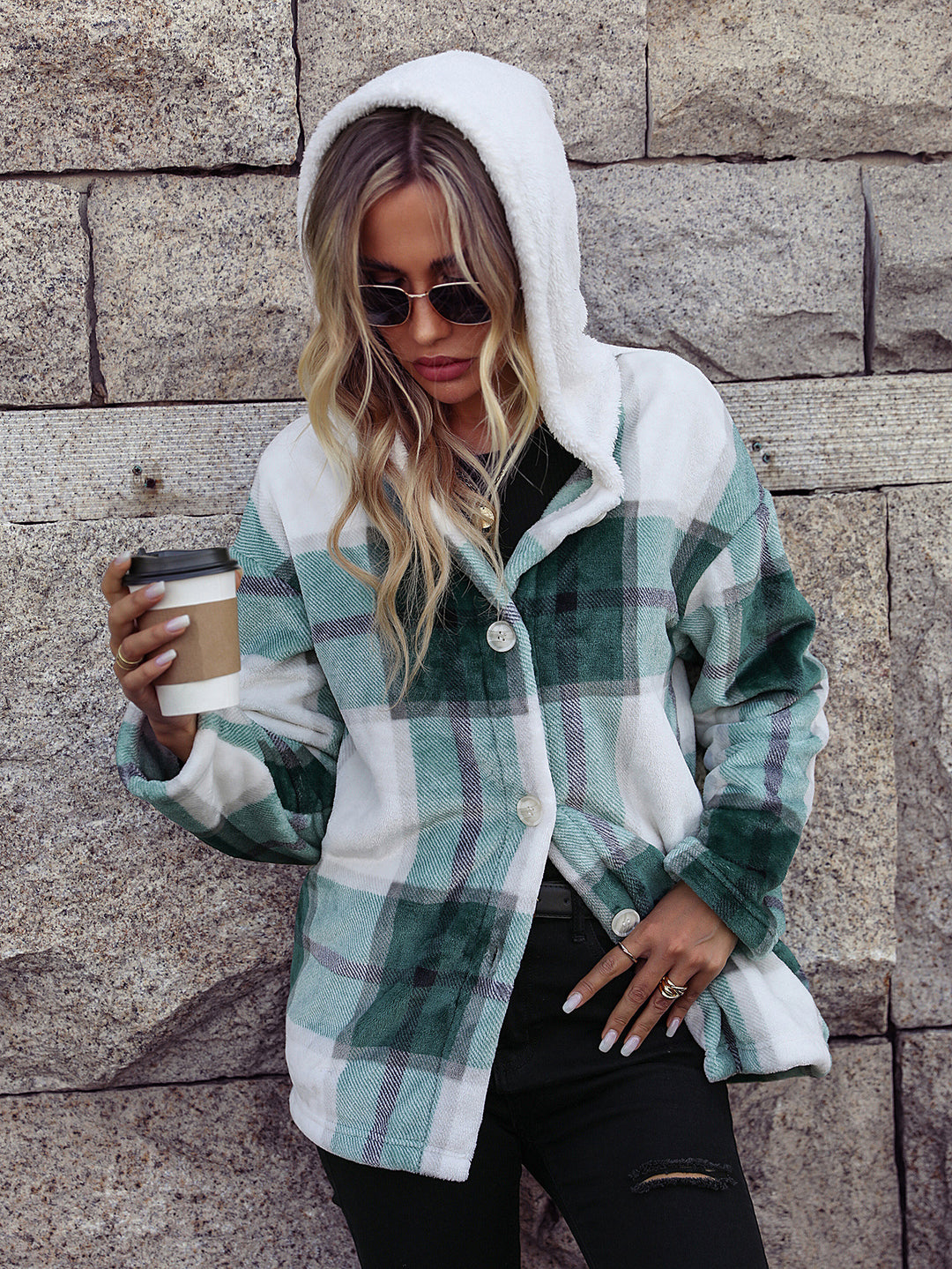 Damen Kuschelige Fleecejacke mit Kapuze und kariertem Design Drune