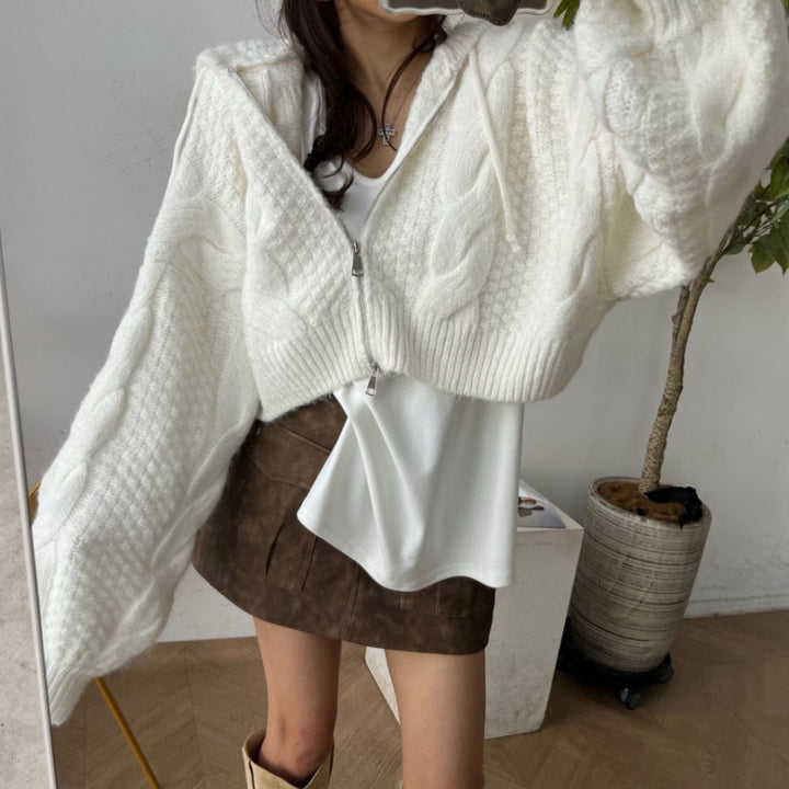 Damen cropped Strickjacke mit Zipper und strukturiertem Zopfdesign Drune