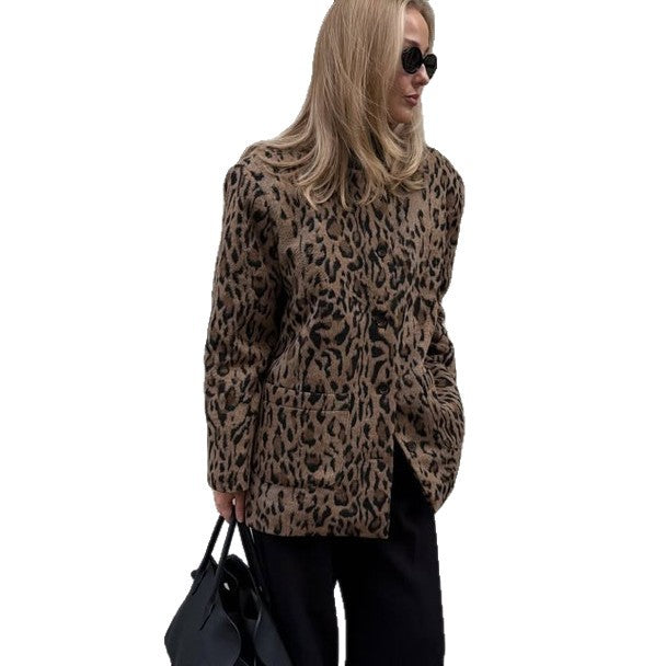 Damen Kurz geschnittener Kunstpelzmantel mit Leopardmuster und kastiger Silhouette Drune