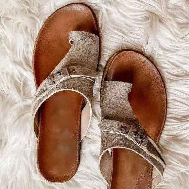 Damen Leder-Pantoletten mit verstellbarem Riemen und anatomischem Fußbett Drune