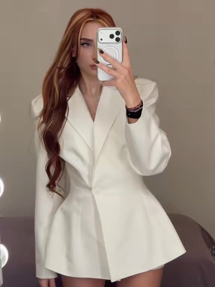Damen tailliertes Blazer-Kleid mit skulpturaler Taille und ausgestelltem Saum Drune