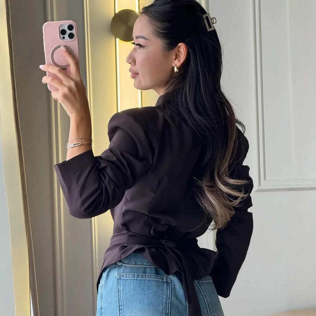 Damen Taillierter Blazer mit spitz zulaufendem Saum und tiefem V-Ausschnitt Drune