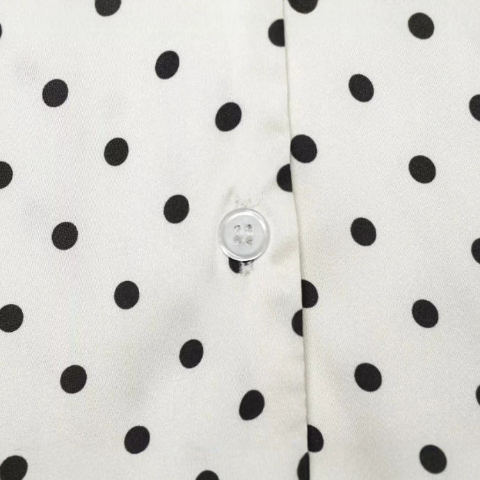 Damen Seidenoptik‑Bluse mit Schleifenkragen und Volantmanschetten Drune