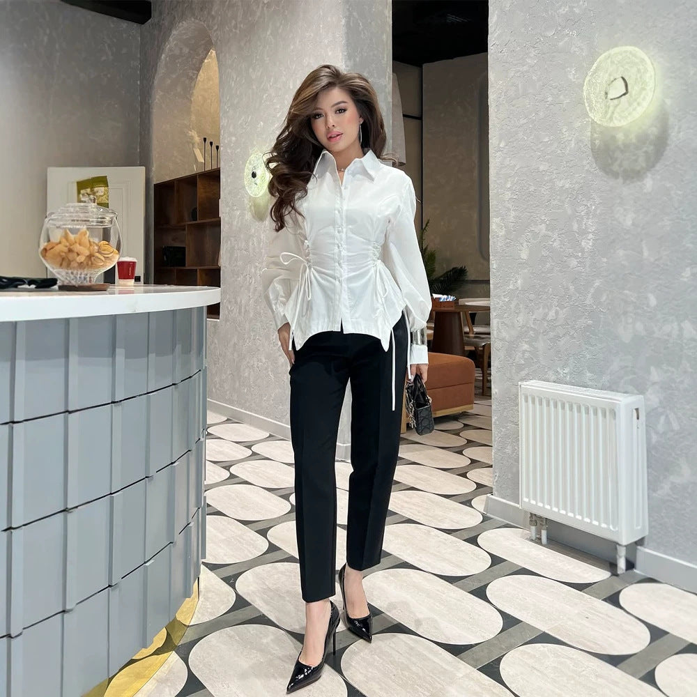 Damen Taillierte Hemdbluse mit Kordelzug‑Taille & extra langen Manschetten Drune