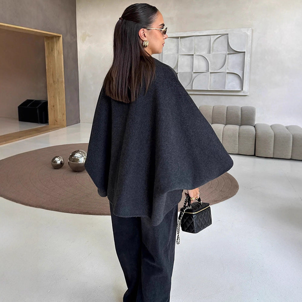 Damen Kurze Wollmix-Capejacke mit überschnittenen Trompetenärmeln Drune