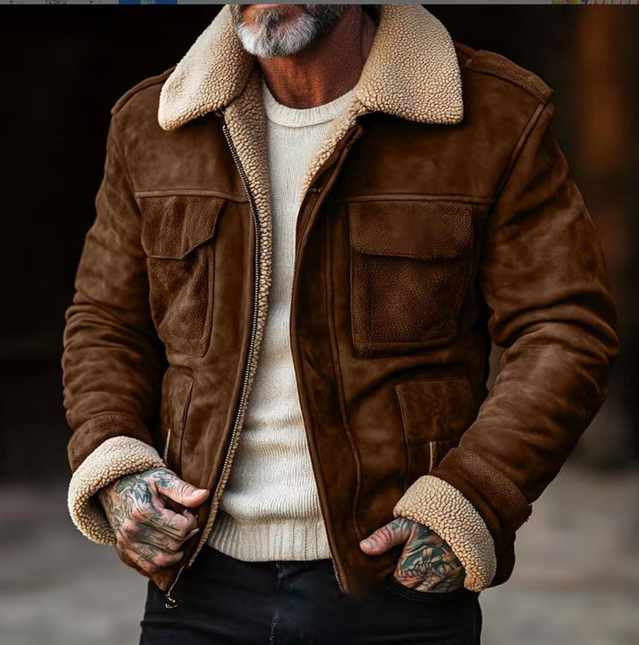 Herren Fliegerjacke aus Veloursleder mit Teddyfutter und aufgesetzten Pattentaschen Drune