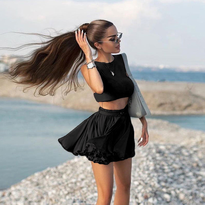 Damen Sportliches Crop-Top und Skaterrock Set Drune