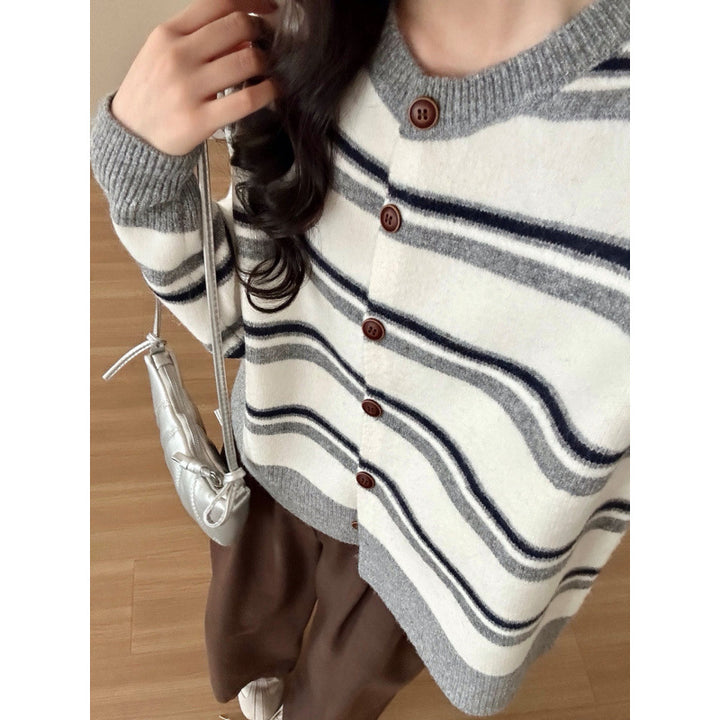 Damen modischer Knopf-Cardigan mit Streifenmuster Drune