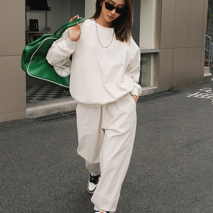Damen Oversize-Lounge-Set aus strukturierter Jersey-Qualität mit Rundhalsausschnitt und elastischer Bundhose Drune