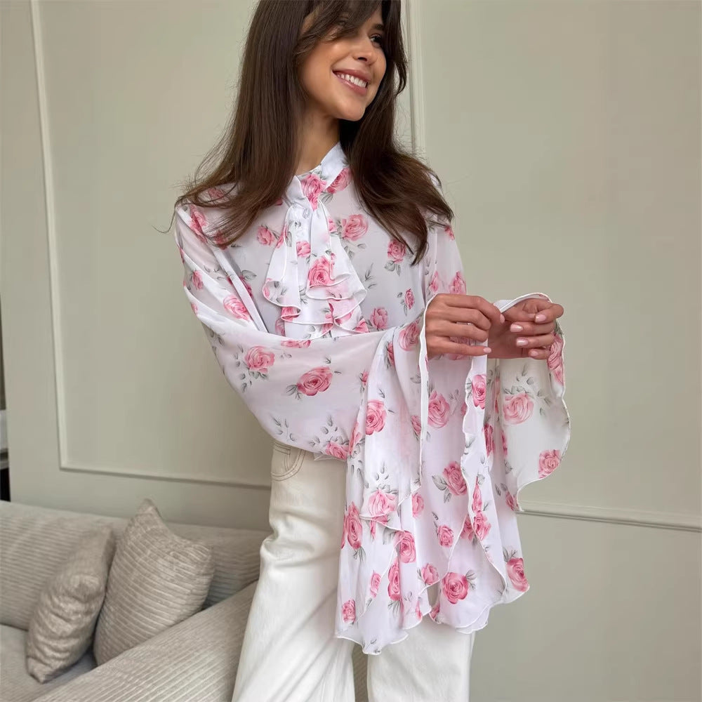 Damen Chiffon-Bluse mit Rosendruck, Volantstufen und Glockenärmeln Drune