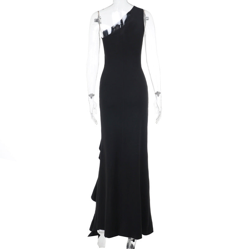 Damen Elegantes Maxikleid mit asymmetrischem Schnitt und Raffung Drune