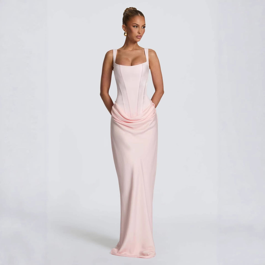 Damen Elegantes Maxikleid mit figurformendem Schnitt und zarten Drapierungen Drune