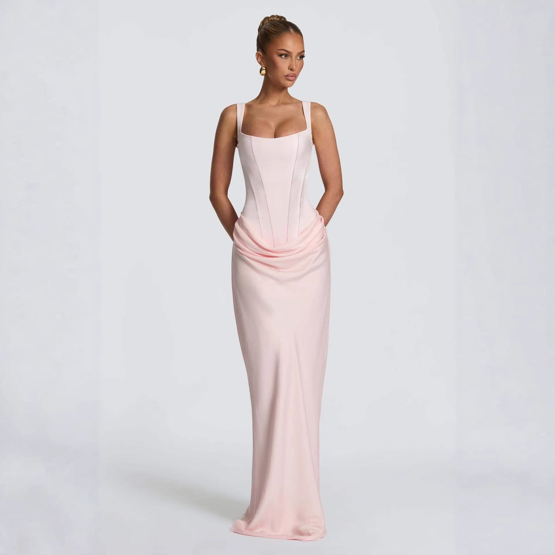 Damen Elegantes Maxikleid mit figurformendem Schnitt und zarten Drapierungen Drune
