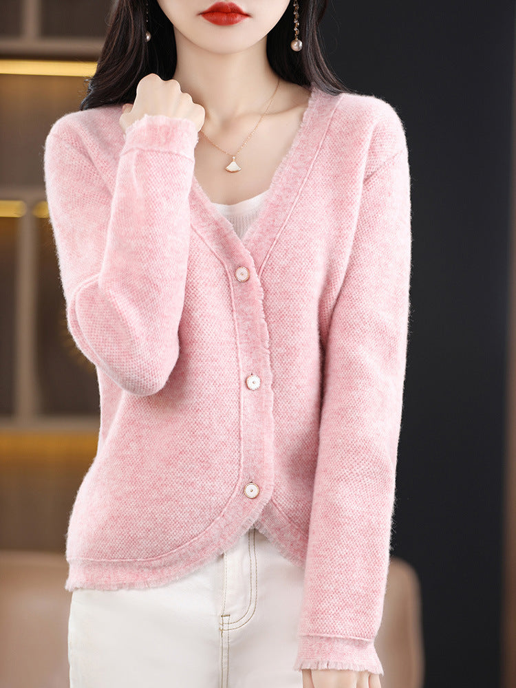 Damen Kurzgeschnittener V‑Ausschnitt‑Cardigan mit feinem Flor und Perlmuttknöpfen Drune