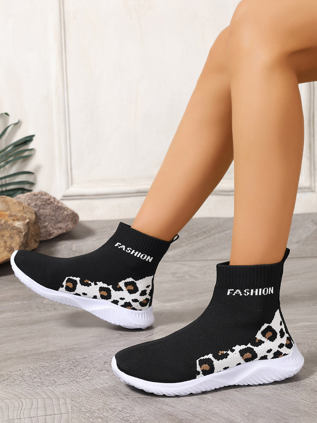 Damen modische Sockensneaker mit animalischem Muster und elastischem Obermaterial Drune