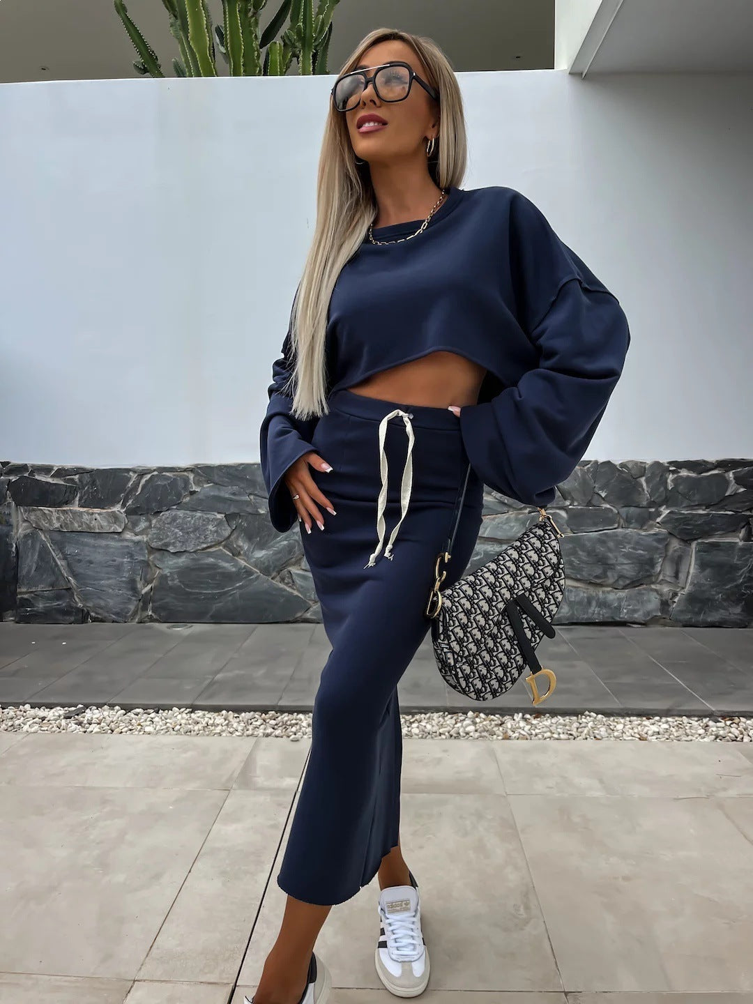 Damen Cropped-Set aus langärmeliger Bluse und figurbetontem Maxi-Rock Drune