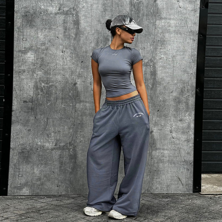 Damen Sportliches Set mit Figurbetontem Oberteil und weitem Hosen Drune