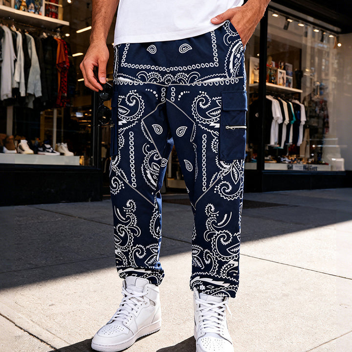 Herren Cargo-Jogginghose im Bandana-Print mit Cargo-Taschen & elastischem Bund Drune