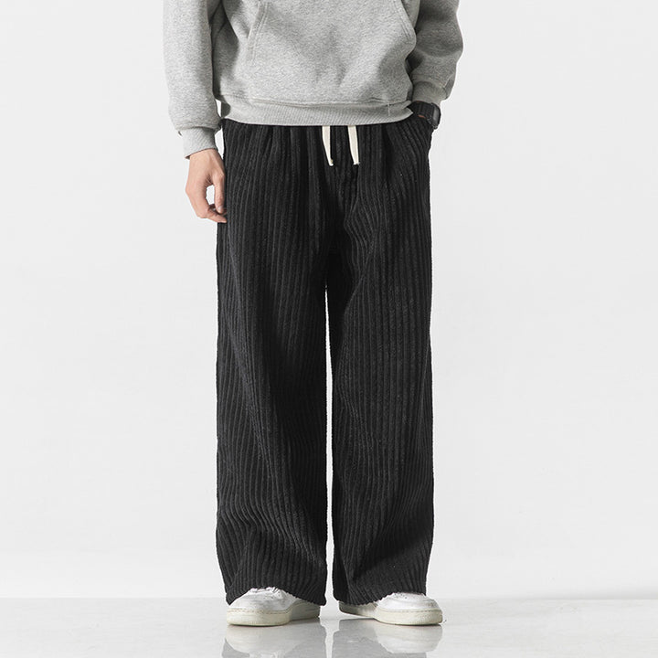 Herren Weit geschnittene Cordhose mit Tunnelzugbund und markanter Rippenstruktur Drune
