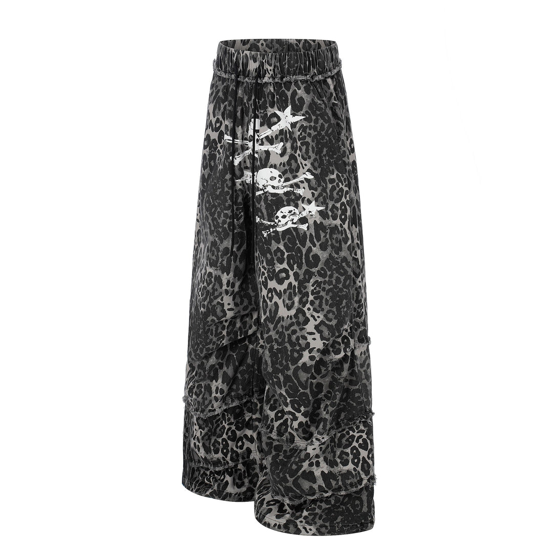 Damen Weite Cargo-Culotte-Shorts mit Fransenstufen und Totenkopf-Print Drune