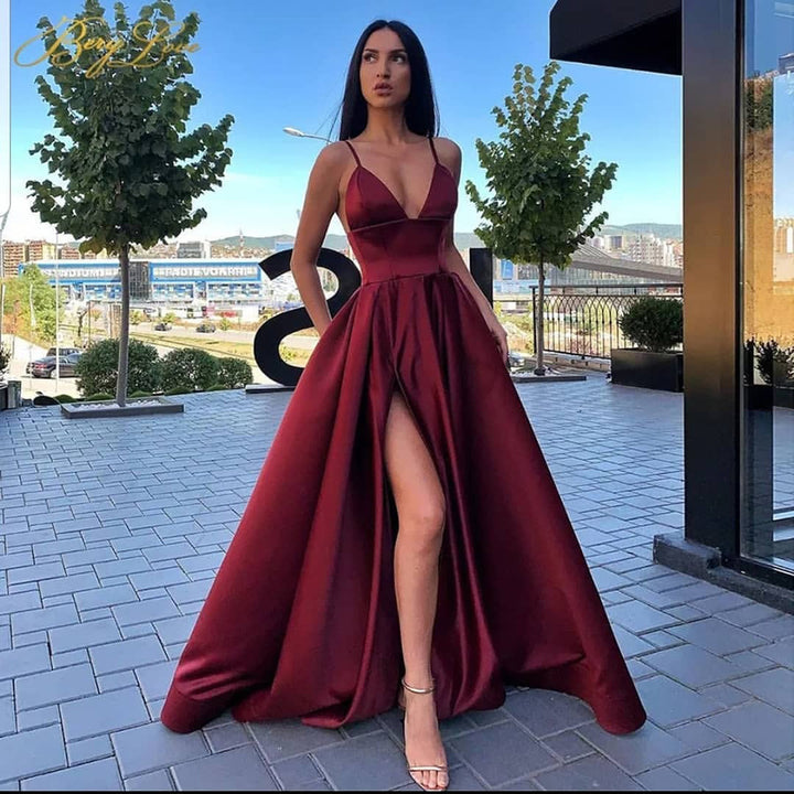 Damen Abendkleid mit aufregendem Beinschlitz und elegantem V-Ausschnitt Drune