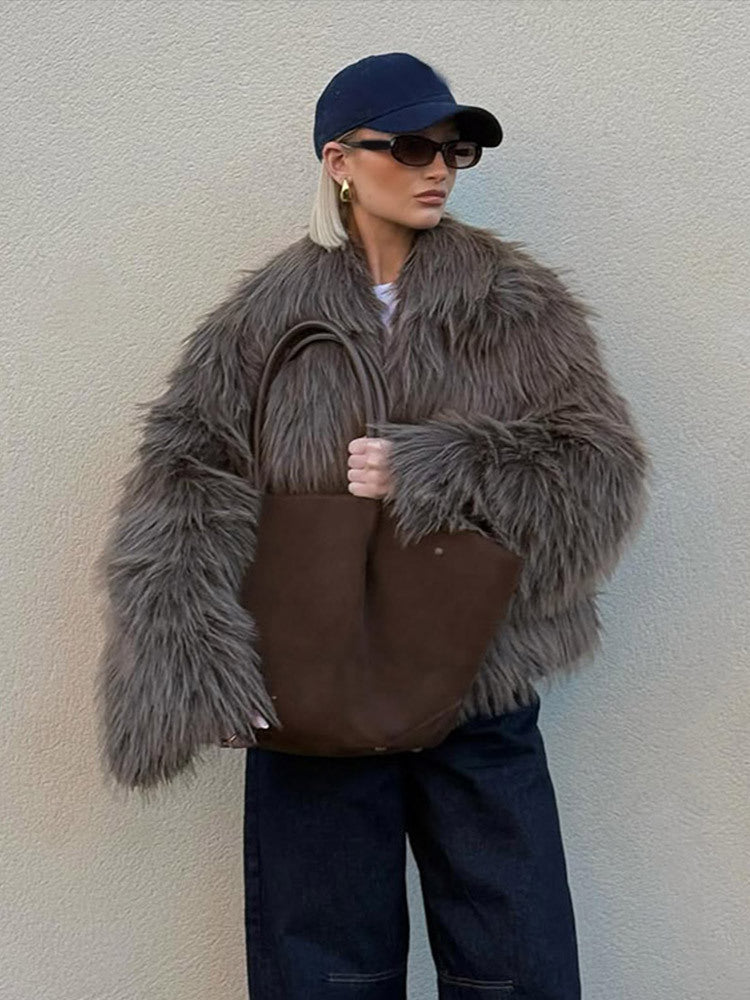 Damen Oversize Kurzjacke aus Kunstfell im Shaggy-Look mit voluminösem Schalkragen Drune