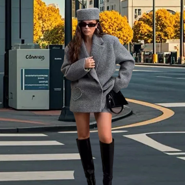 Damen Trendiger Überwurf-Blazer aus Wollmischung mit Herz-Detail Drune