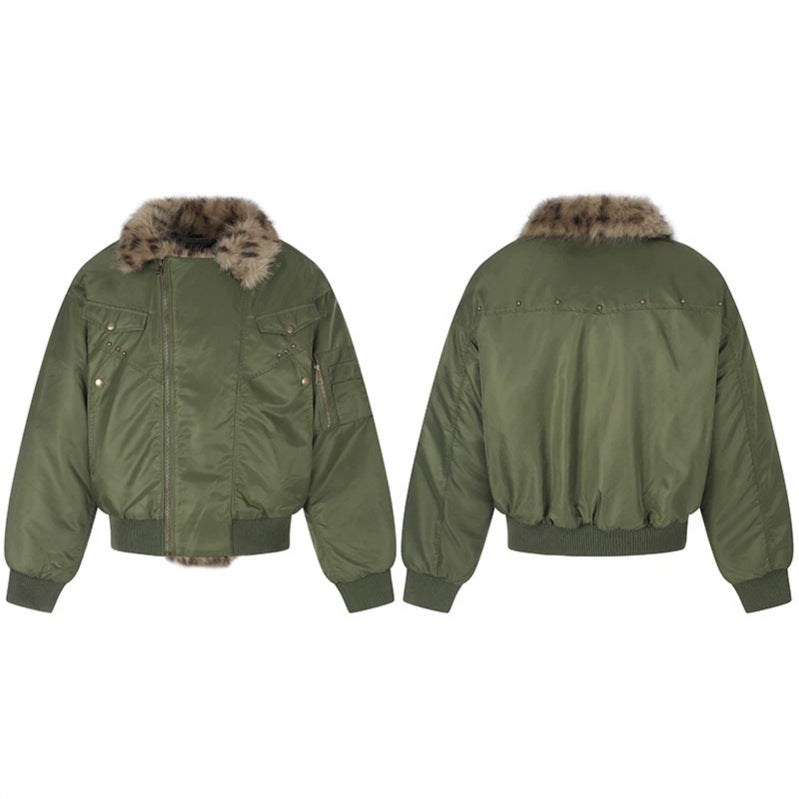 Damen wattierte Bomberjacke mit Kunstpelzkragen und Utility‑Details Drune