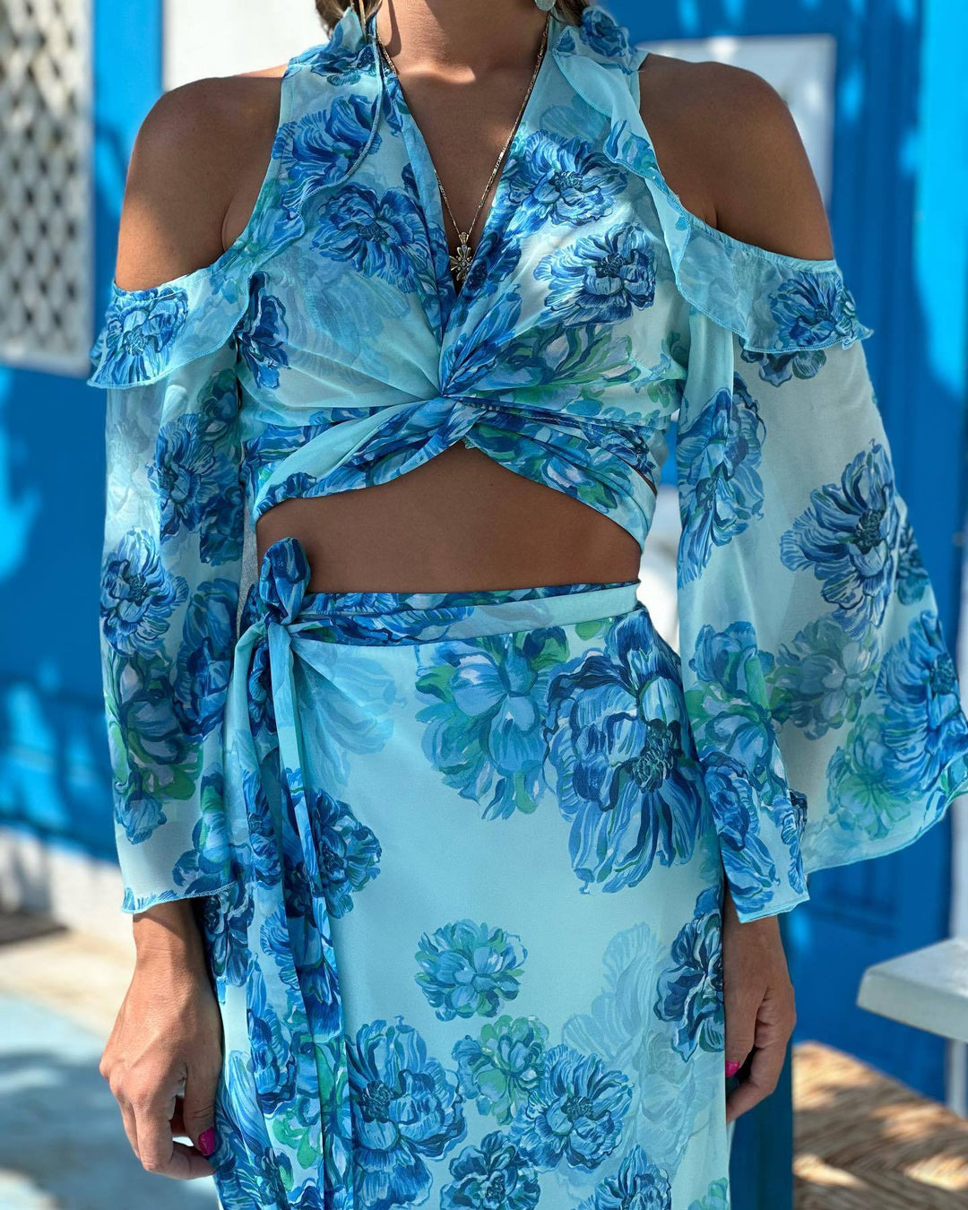 Damen Hochgeschlossenes Maxikleid mit floralen Applikationen und schwingenden Ärmeln Drune