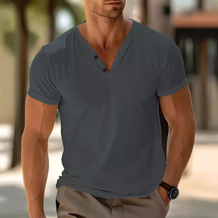 Herren nan kurzärmeliges Henleyshirt mit V-Ausschnitt und Zweiknopfleiste aus Baumwollmix Drune