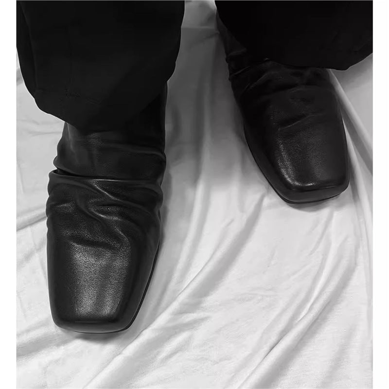 Damen Leder-Slipper mit quadratischer Zehenpartie und gerafftem Schaft Drune