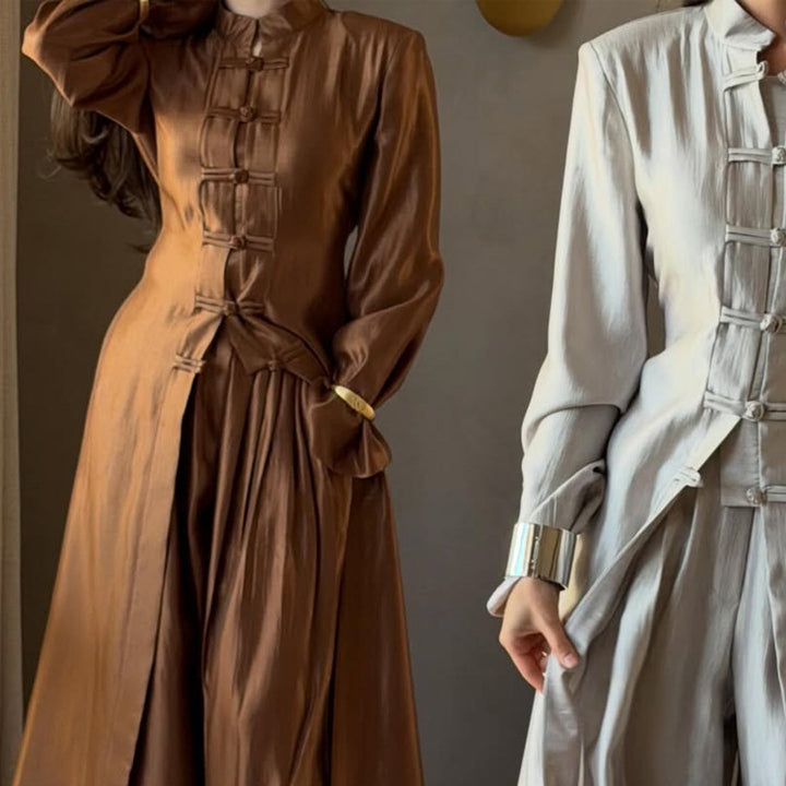 Damen Maxikleid mit Stehkragen, traditionellem Knotenverschluss und Ballonärmeln Drune