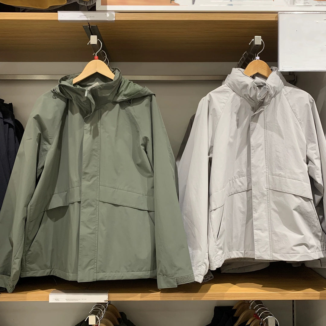 Damen Outdoor-Jacke mit verstellbarer Kapuze und atmungsaktiven Eigenschaften Drune