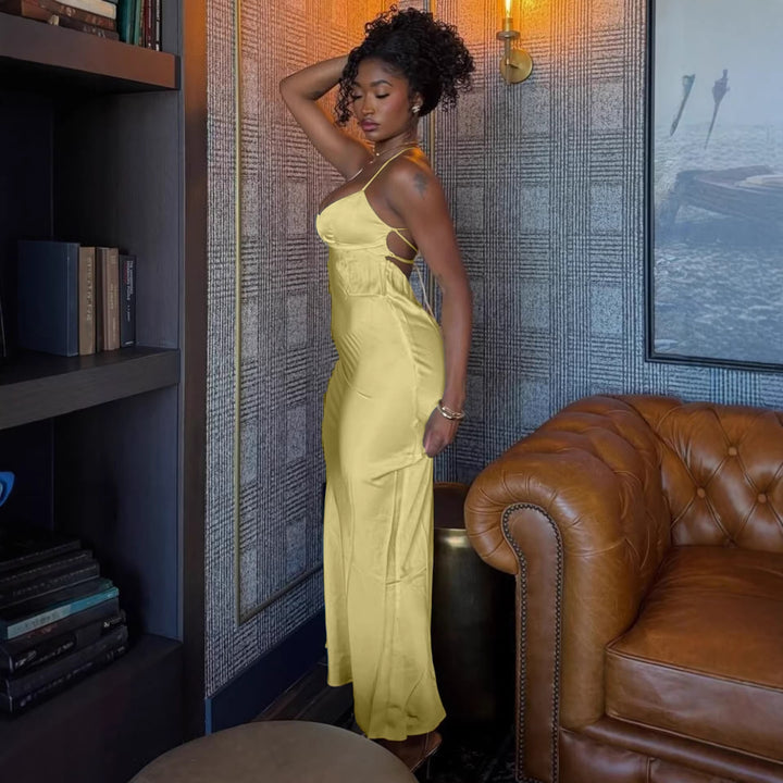 Damen elegantes Satin-Nachtkleid mit schmalen Spaghettiträgern und fließendem Schnitt Drune