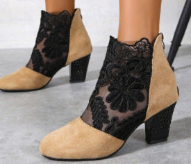 Damen Ankle-Boots mit floraler Spitze und samtiger Wildlederoptik mittelhoher Blockabsatz Drune